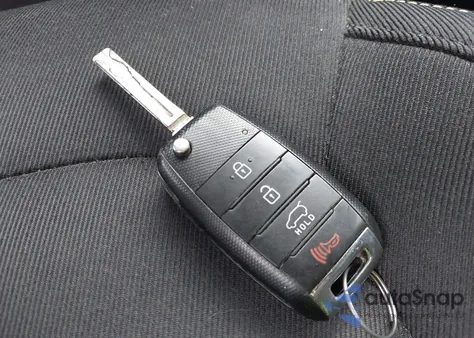 2015 Kia Soul + z USA, uszkodzony, nr VIN KNDJP3A59F7798915